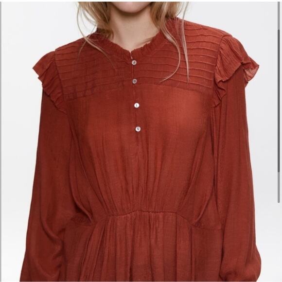 Zara Gathered Ruffled Shirt Size Small - Picture 2 of 6